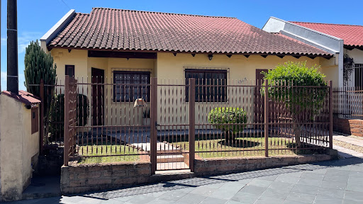 Casa no Goiás com 3 dormitórios e amplo pátio - Foto 4