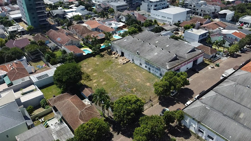 Terreno Comercial próximo ao Centro com área de 3.222 m². - Foto 3