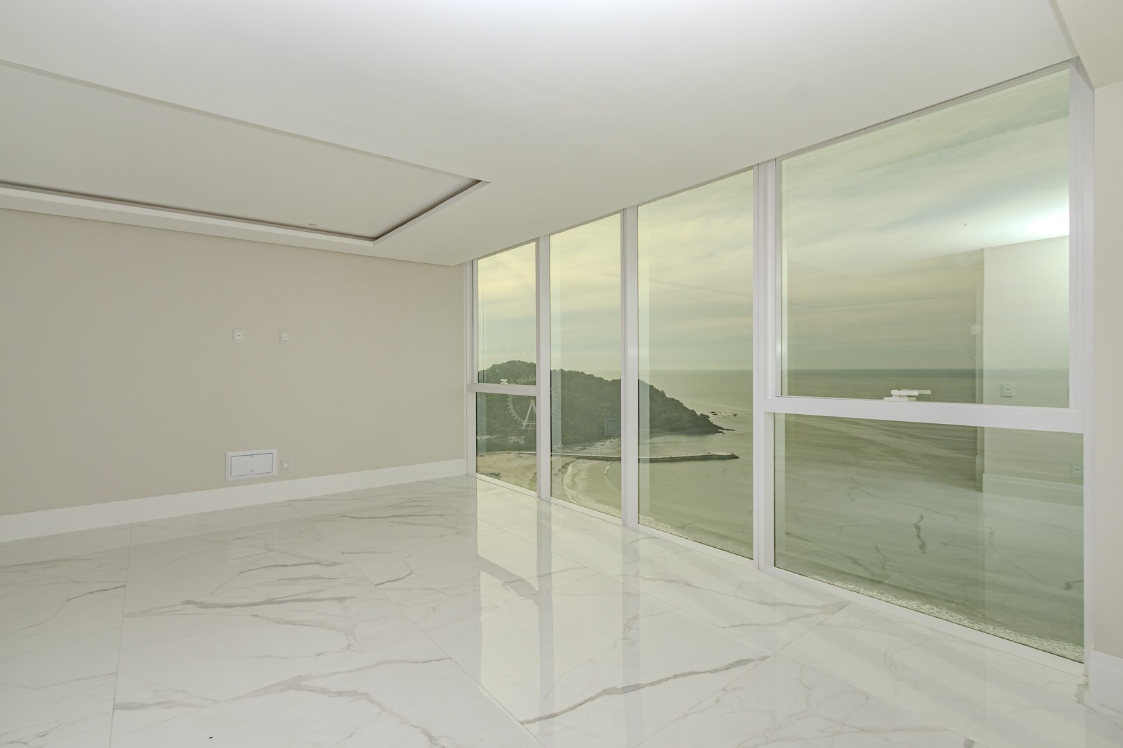 Apartamento Frente Mar no Edifício Boreal Tower à venda em Balneário Camboriú — foto 4