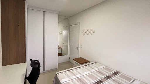 Apartamento no Luxor semimobiliado com 2 dormitórios e suíte - Foto 10