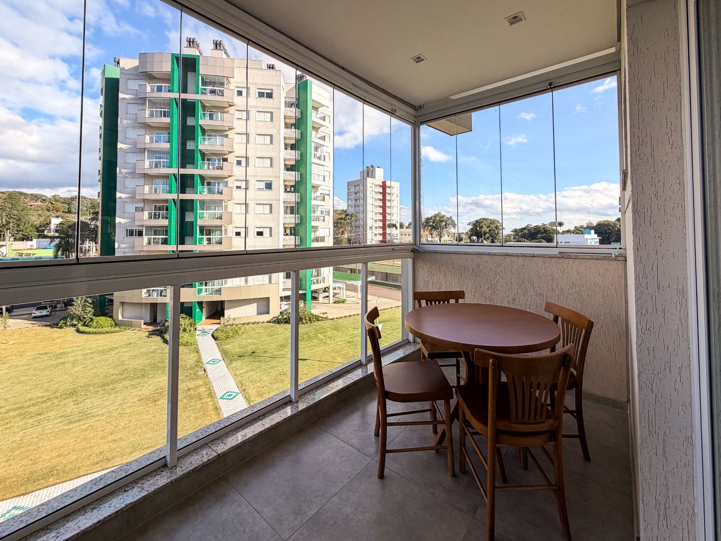 Apartamento no Condomínio Parque Europa com 3 suítes - Foto 10