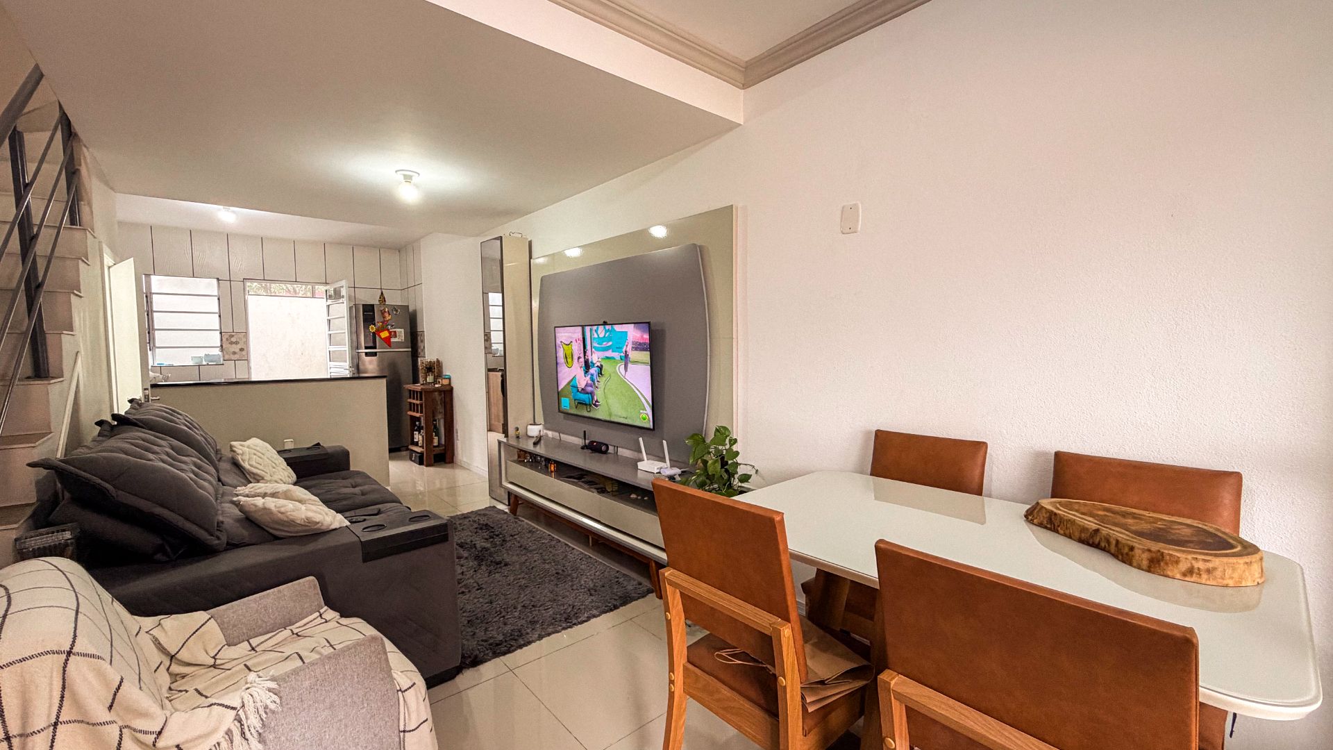 Duplex no Bairro Várzea com dois dormitórios