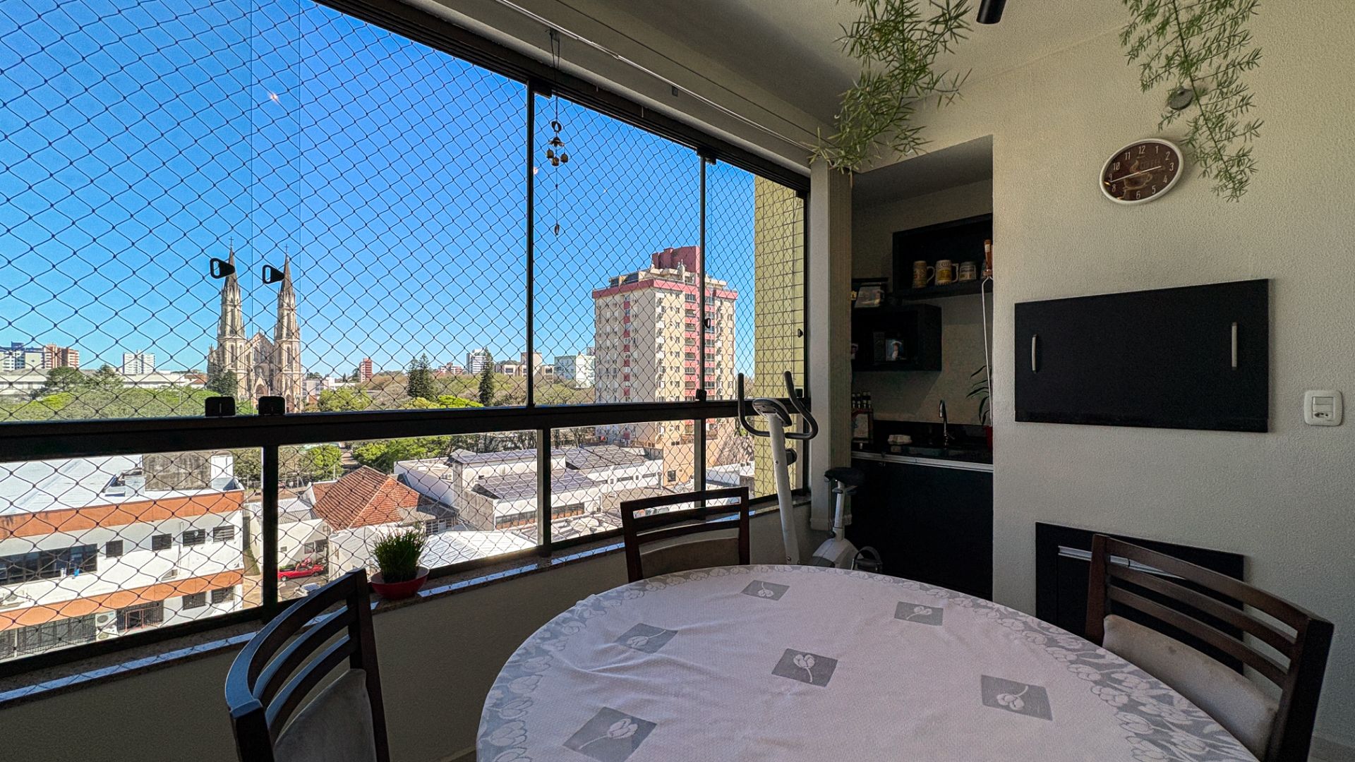 Apartamento no Centro com 3 dormitórios e sacada - Foto 20