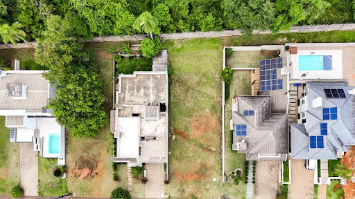 Terreno no Condomínio Belle Ville com 336 m²  - Foto 6