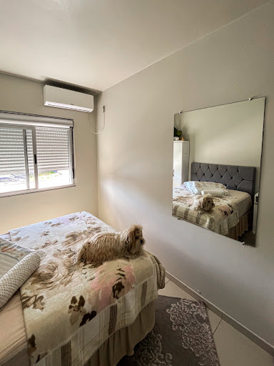 Apartamento no Centro com 2 dormitórios e sacada - Foto 4