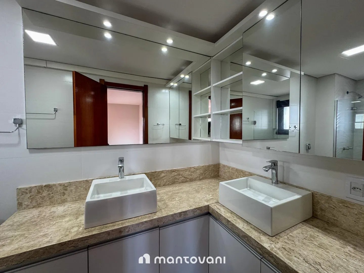 Apartamento com 3 Quartos a Venda e 2 Vagas Bairro Centro em Santa Cruz do Sul - Foto 14