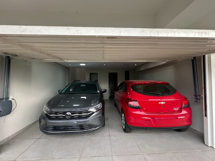 SOBRADO TRIPLEX SEMIMOBILIADO EM NOSSA SENHORA DA SAÚDE — foto 21