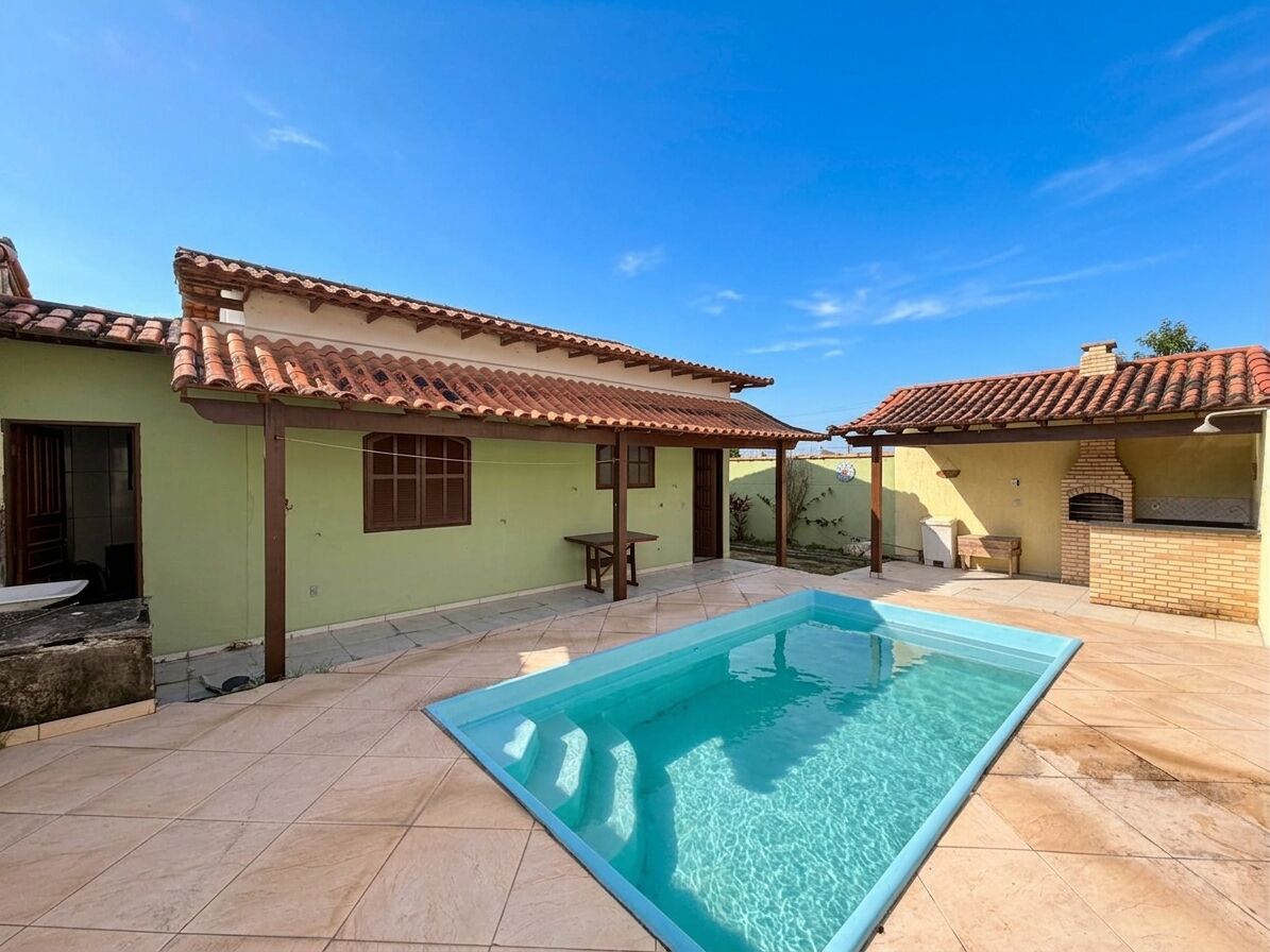 Casa em Fazendinha, Araruama