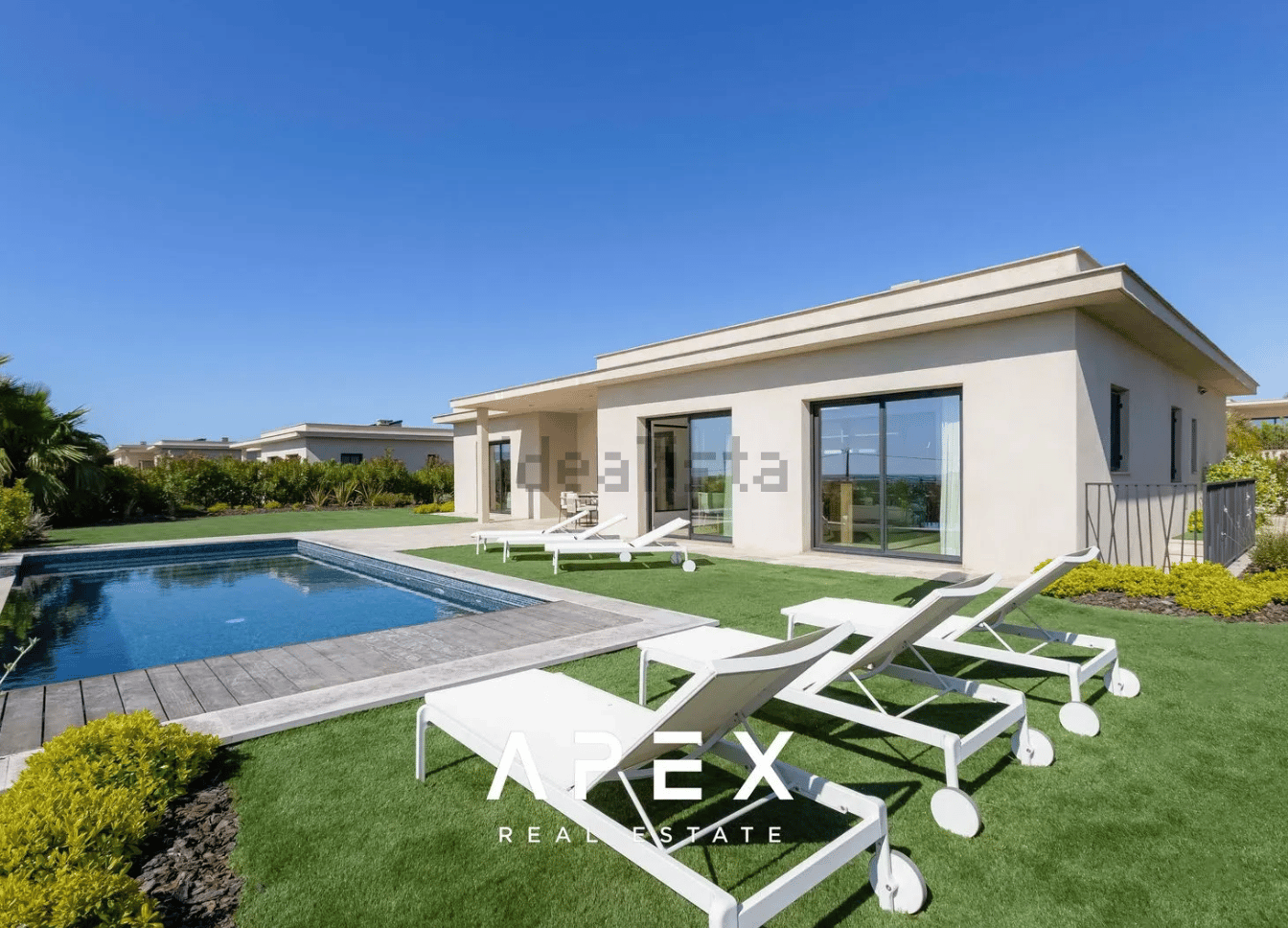 CASA - 33859733