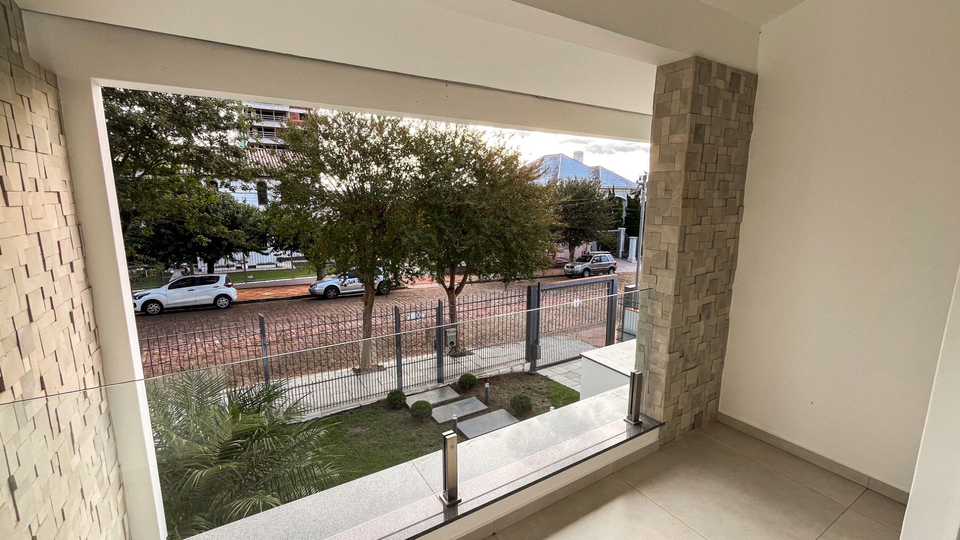 Casa no Goiás com amplo pátio com piscina e 4 dormitórios - Foto 21