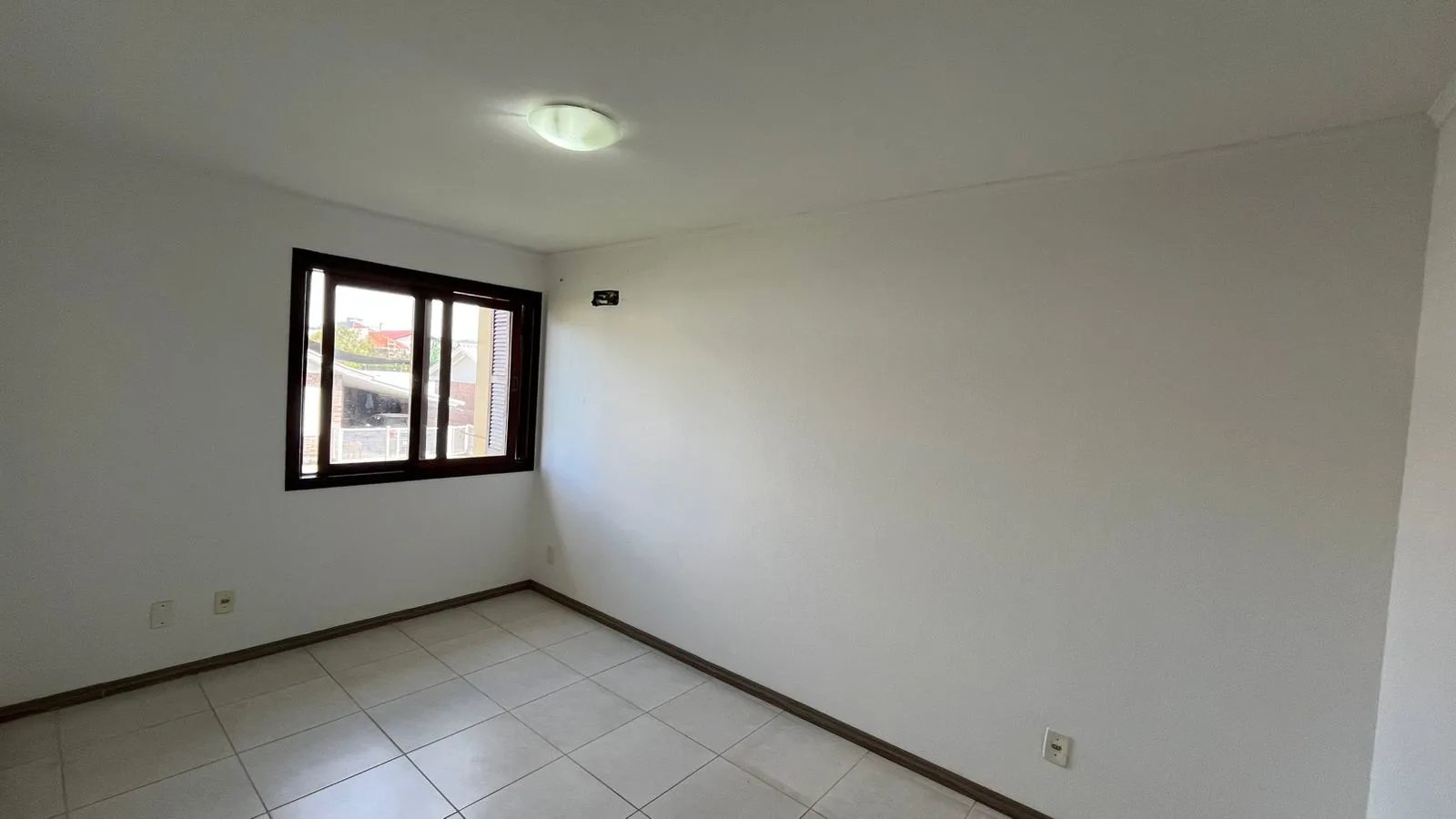 Duplex no bairro Arroio Grande com 3 dormitórios, sendo 1 suíte - Foto 11