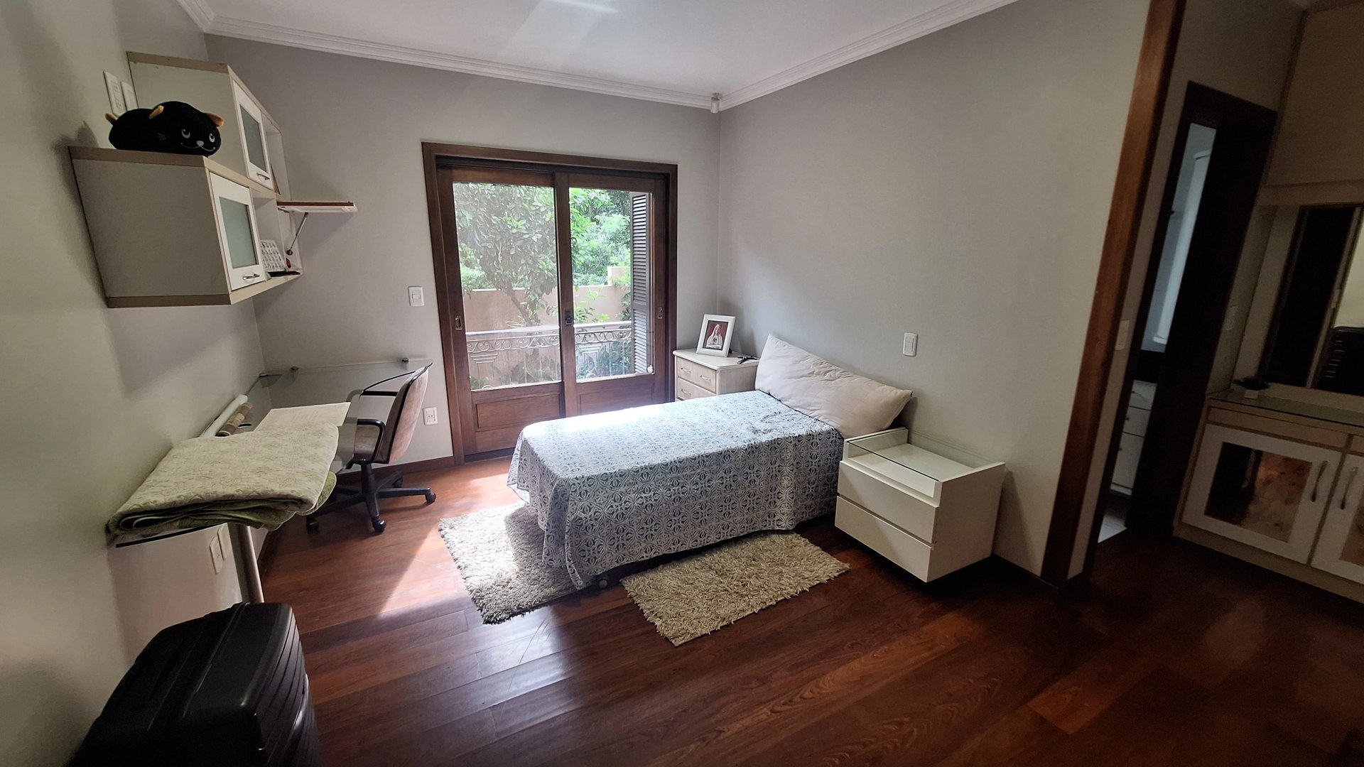 Linda casa de 4 dormitórios 3 suítes, 2 banheiros, piscina com salão de festas - Foto 17