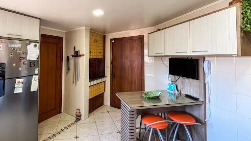 Apartamento no Centro com 3 dormitórios e Suíte - Foto 4