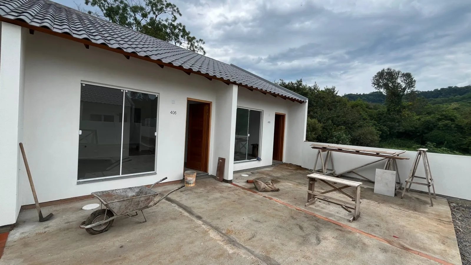 Geminados com 1 dormitório no bairro Arroio Grande - Foto 14