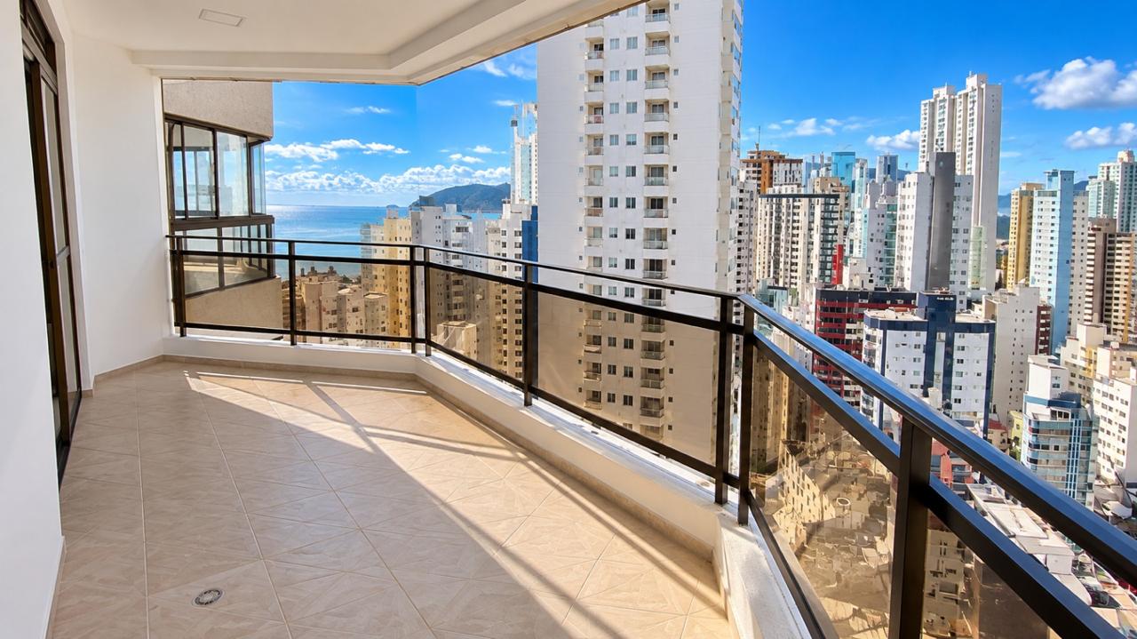 Apartamento no Edifício Ruth de Sá à venda em Balneário Camboriú
