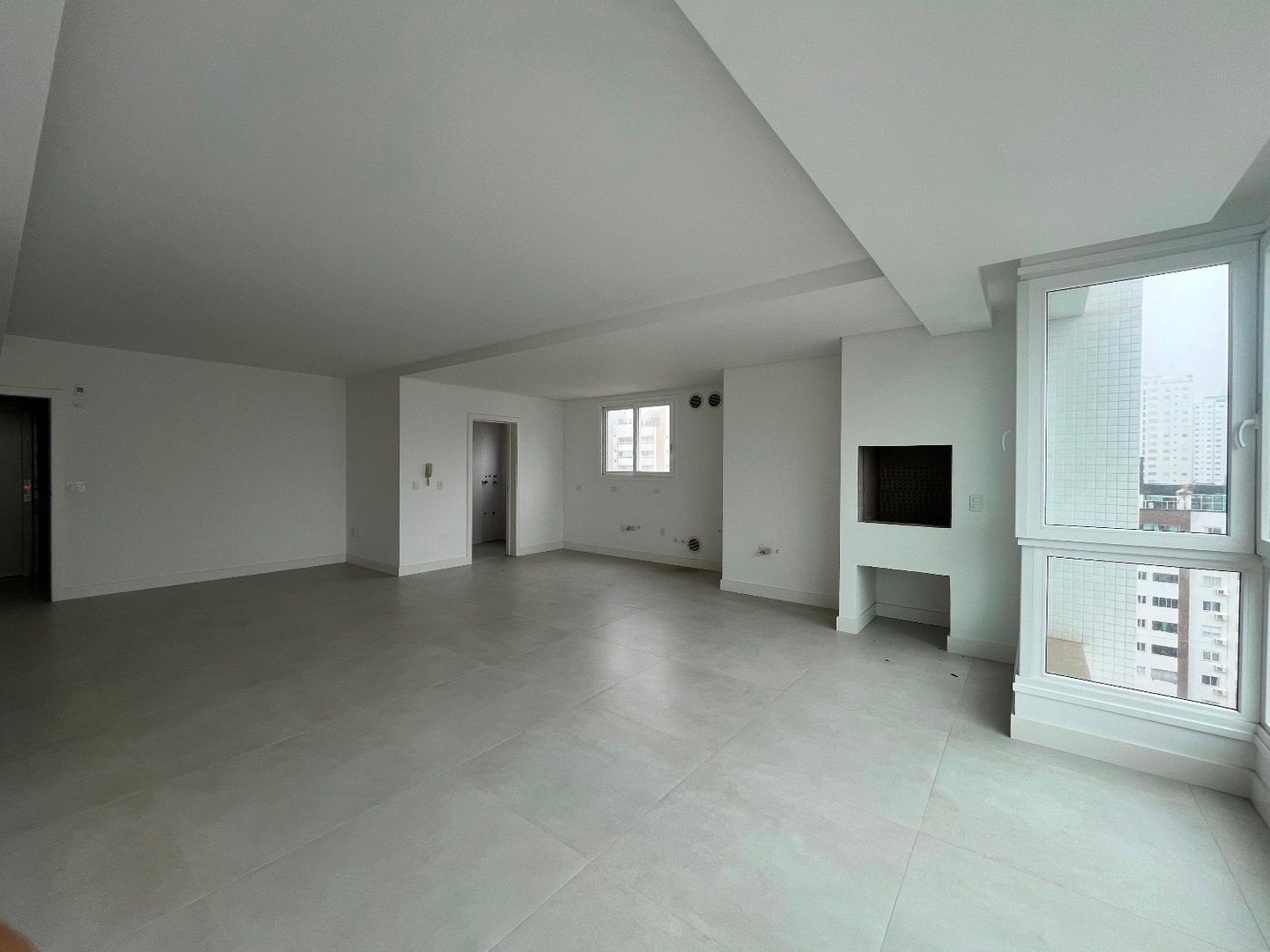 Apartamento no Edifício Camboas Residence à venda em Balneário Camboriú — foto 3