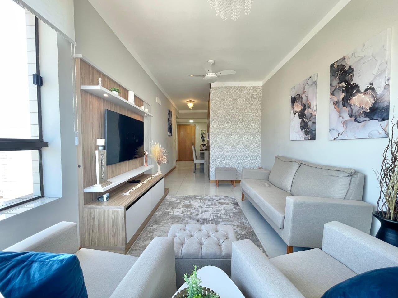 Apartamento com 2 dormitórios para venda no Centro.