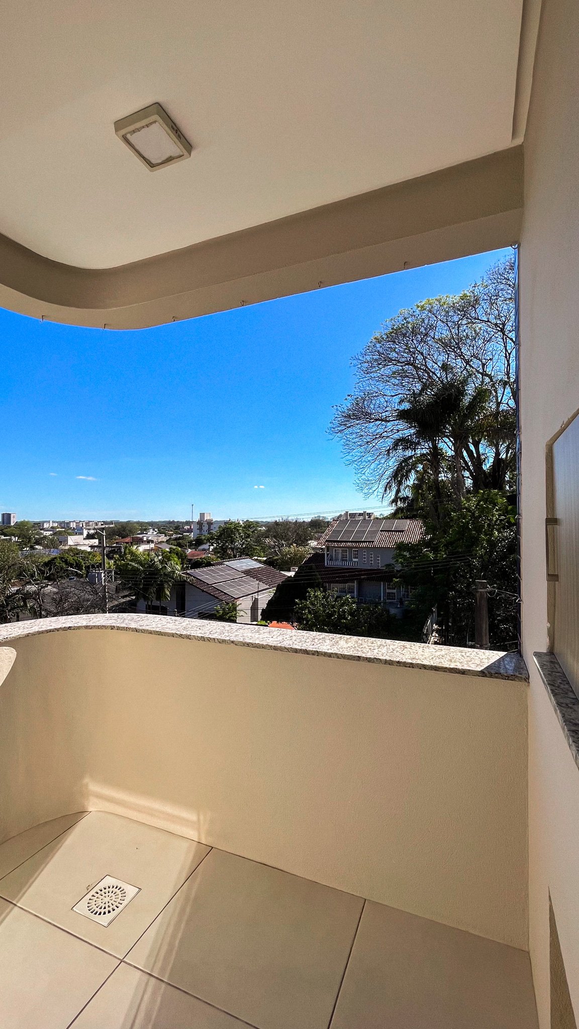 Apartamento no Universitário com 2 dormitórios e suíte - Foto 7