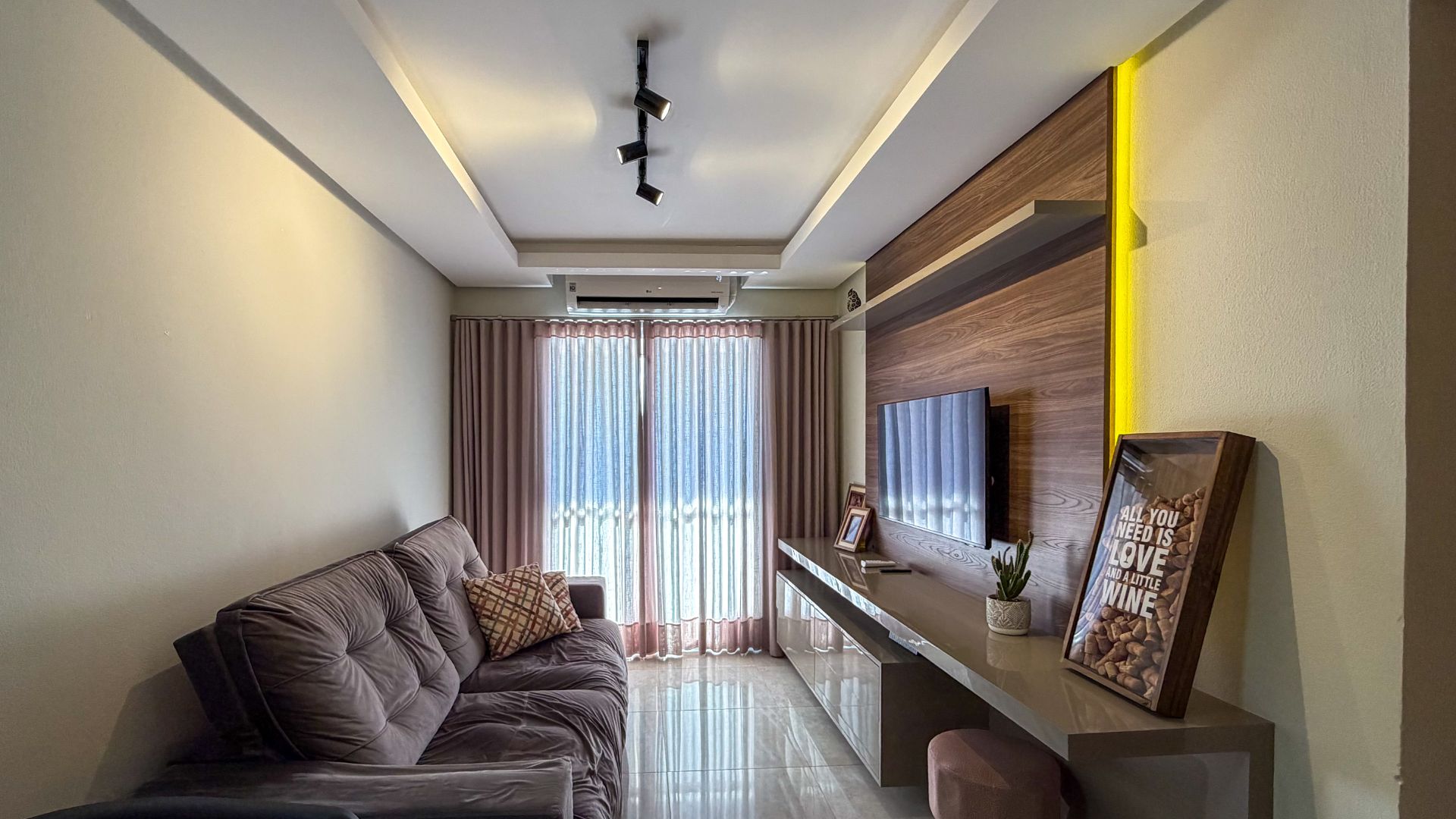 Apartamento no Universitário com 2 dormitórios e 1 suite - Foto 5