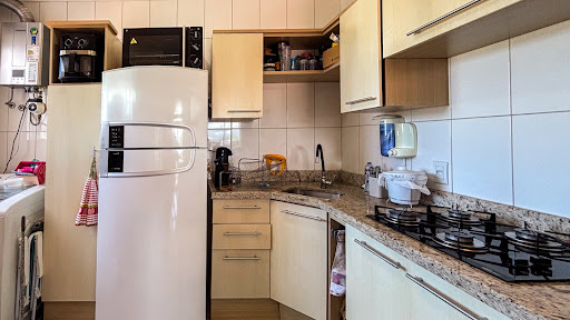 Apartamento no Centro com 2 dormitórios e sacada - Foto 8