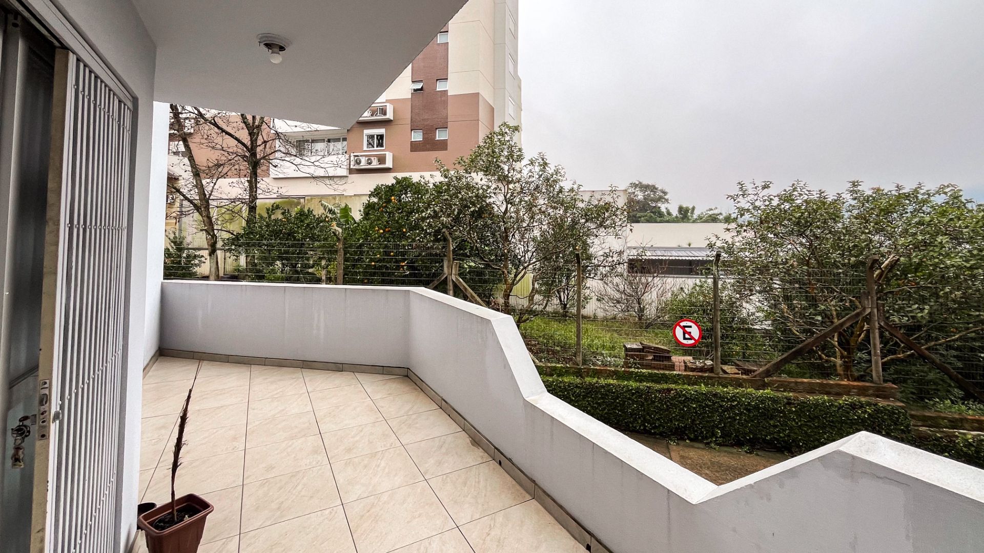 Apartamento com 2 Dormitórios no Centro - Foto 3