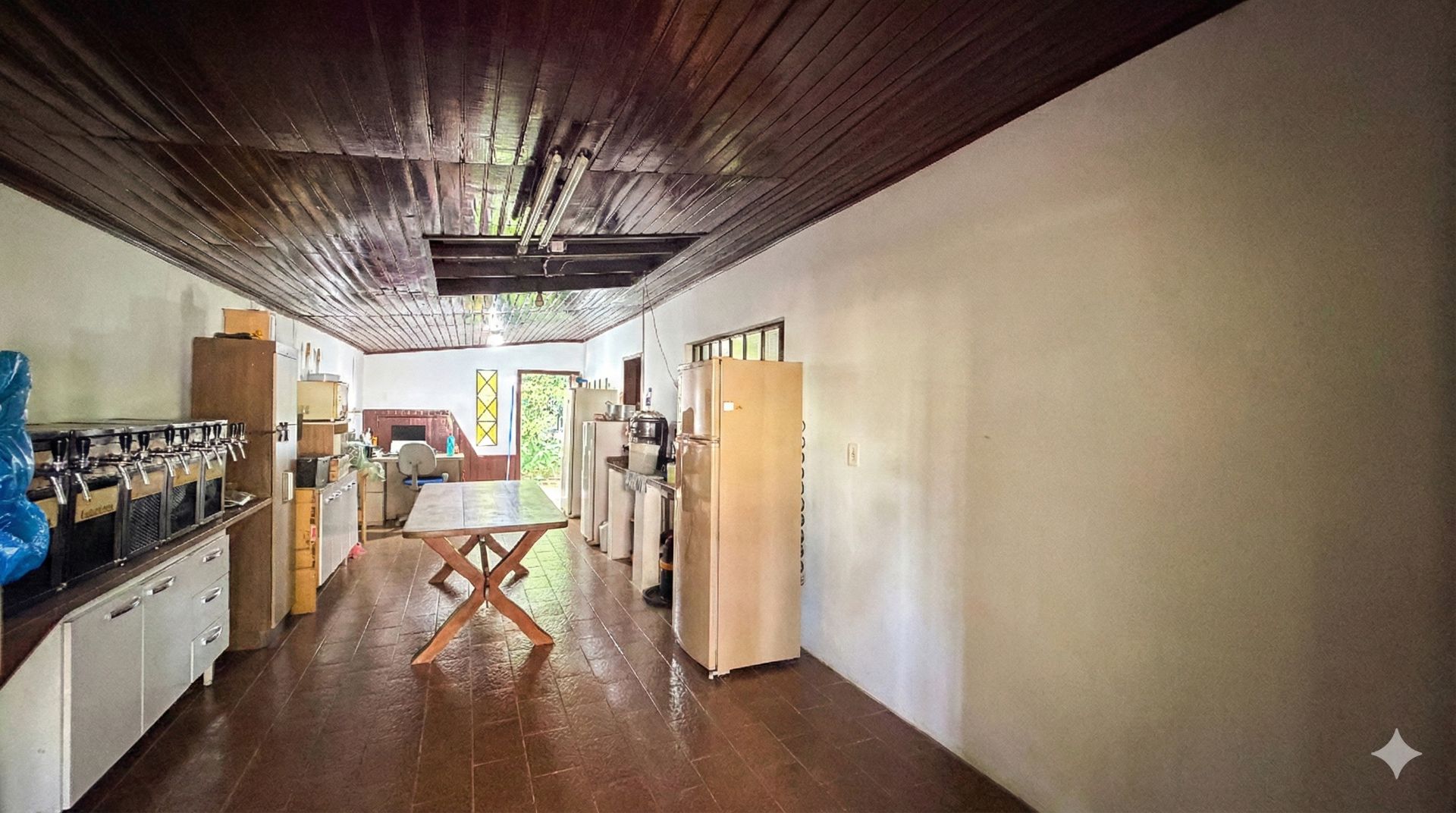 Casa no Higienópolis com 3 dormitórios e pátio amplo - Foto 3