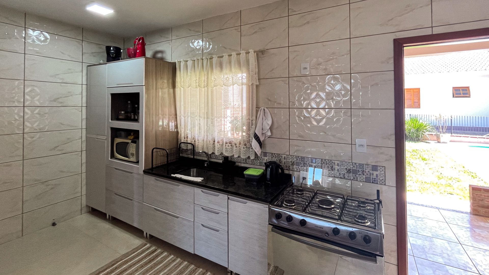 Casa no bairro Germania com 3 dormitórios, pátio e piscina - Foto 17