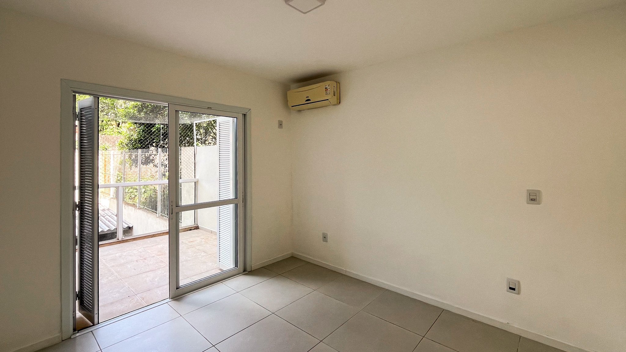 Apartamento no Santo Inácio com 3 Dormitórios e Suíte - Foto 8
