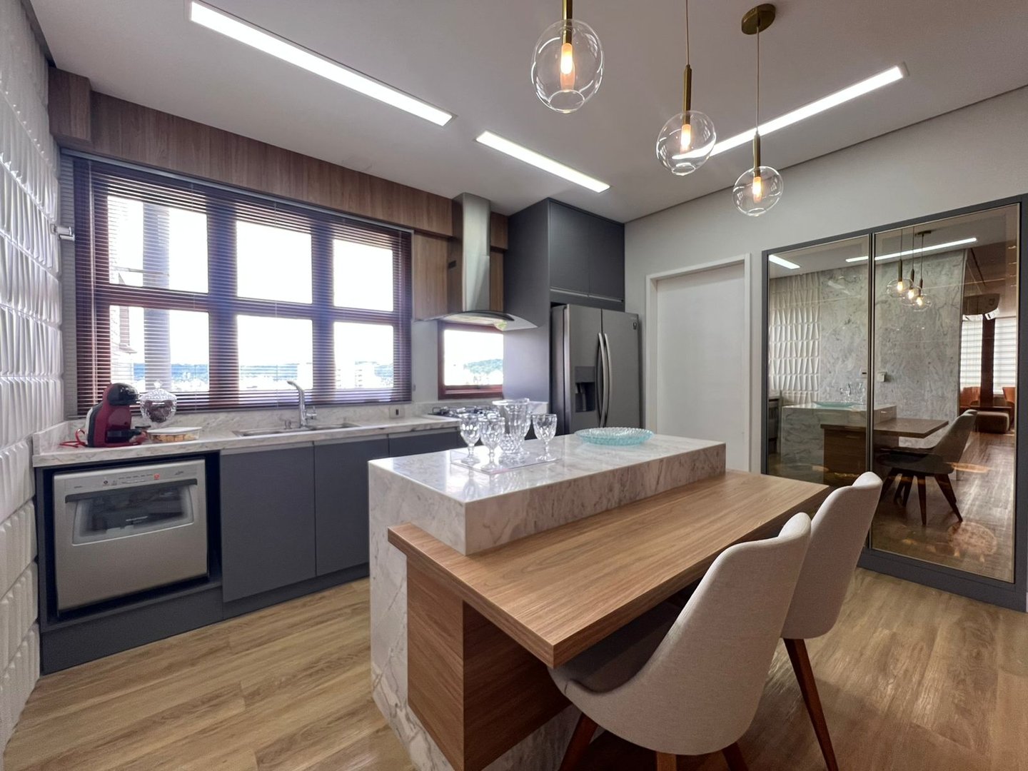 COBERTURA NO CENTRO COM 03 SUÍTES E PISCINA - Foto 6