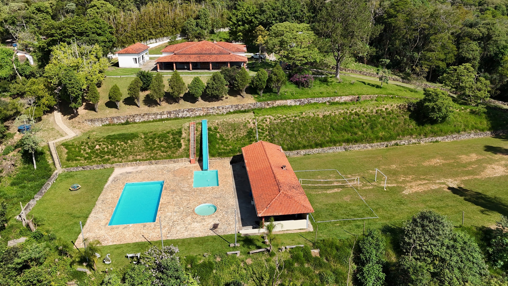 Chácara com 6 quartos, Saboó, São Roque - R$ 5 mi, Cod: CH-1068