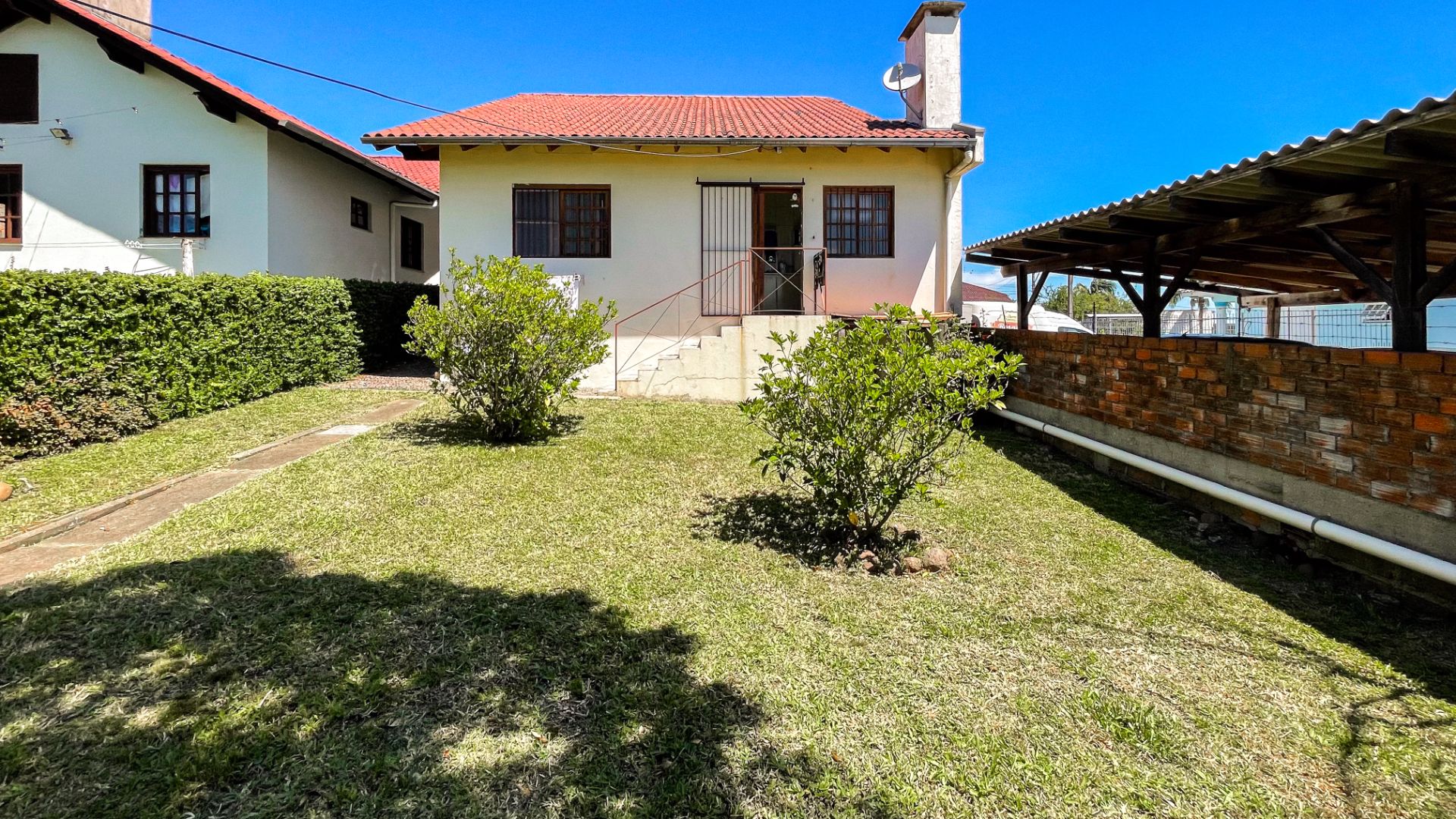 Casa no Goiás com 3 dormitórios e amplo pátio - Foto 20