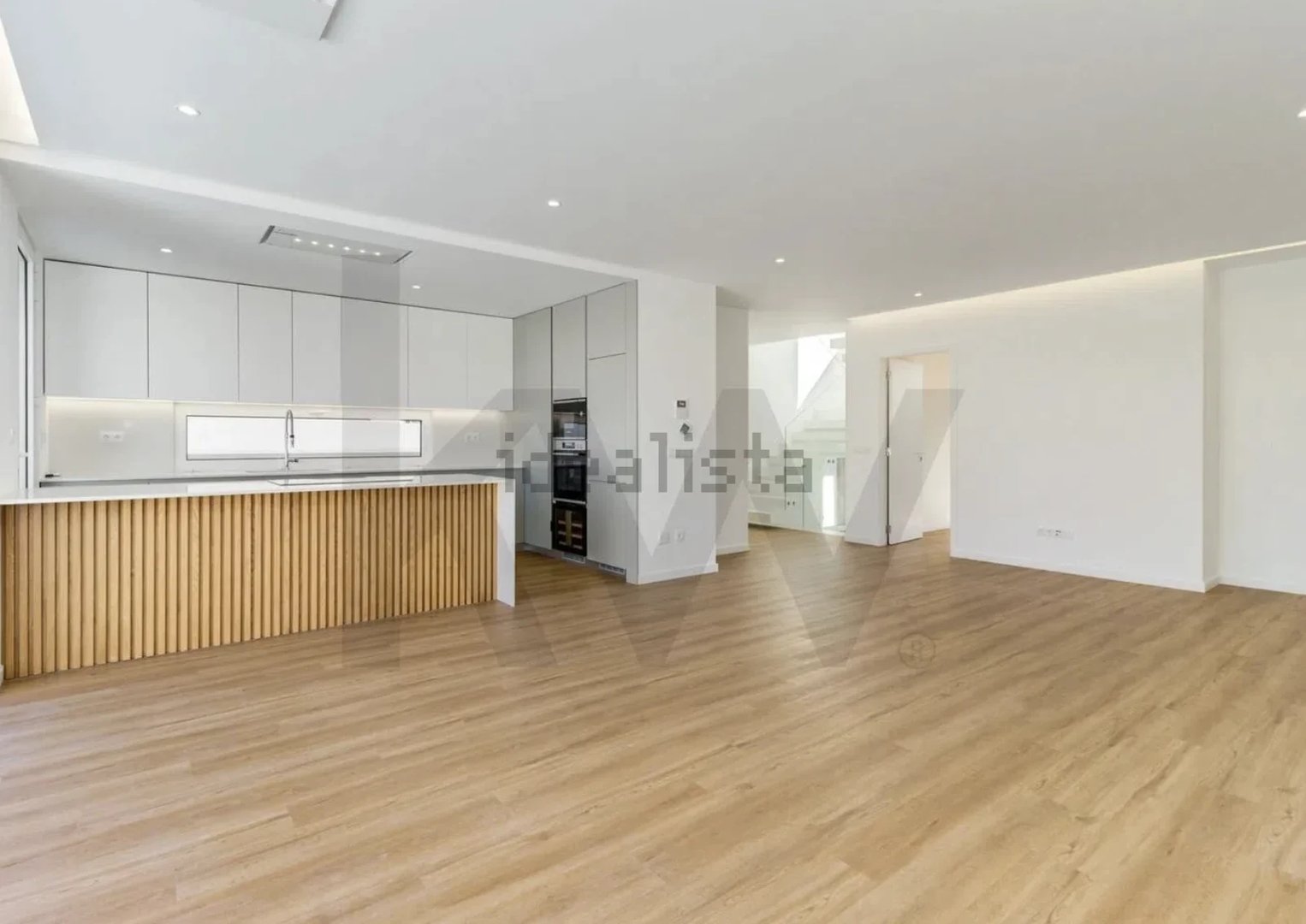 CASA - 34392306