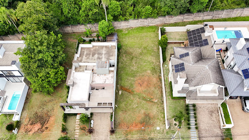 Terreno no Condomínio Belle Ville com 336 m²  - Foto 5