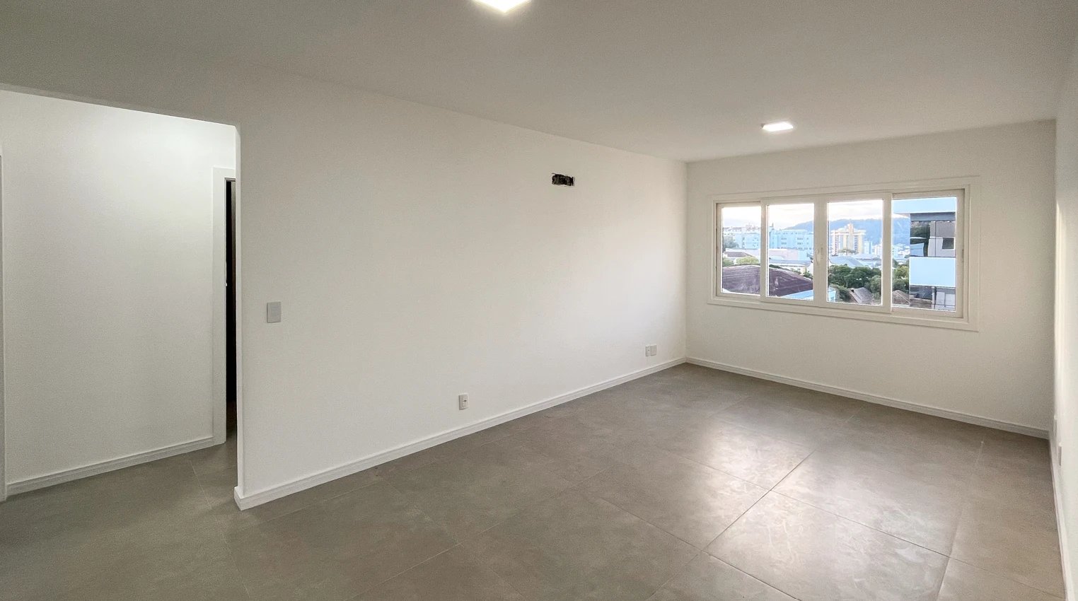 Apartamento no Centro com 2 dormitórios - Cód.1672 - Foto 3