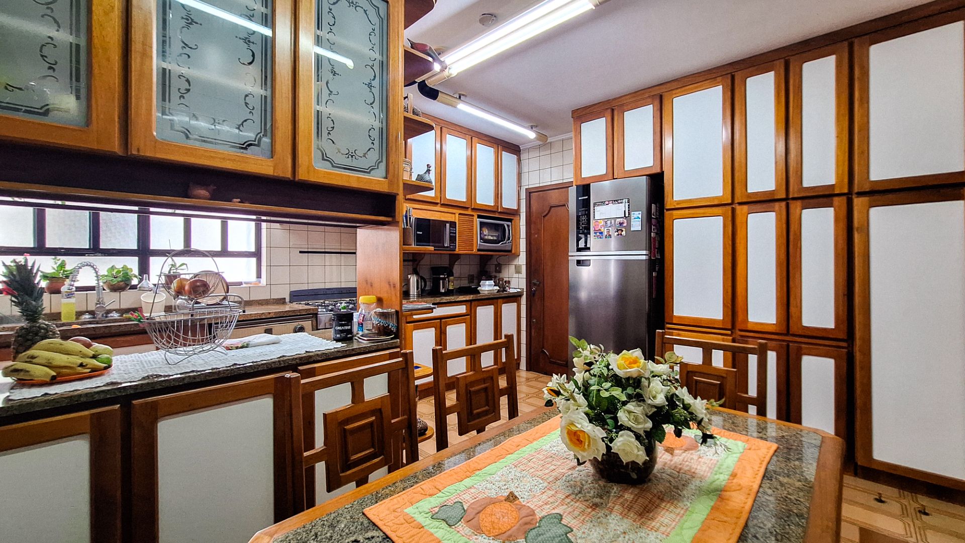 Apartamento no Edifício Dona Helena com 3 dormitórios - Foto 10