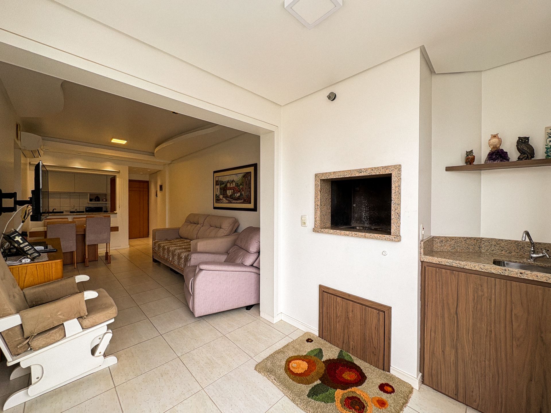 Apartamento no Centro com 3 dormitórios e  2 vagas - Foto 9