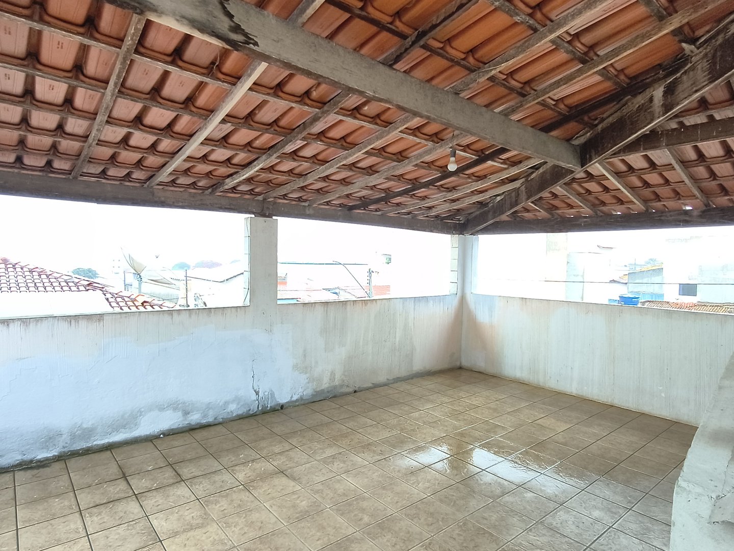 Casa com 4/4 no centro - Locação  - Foto 32