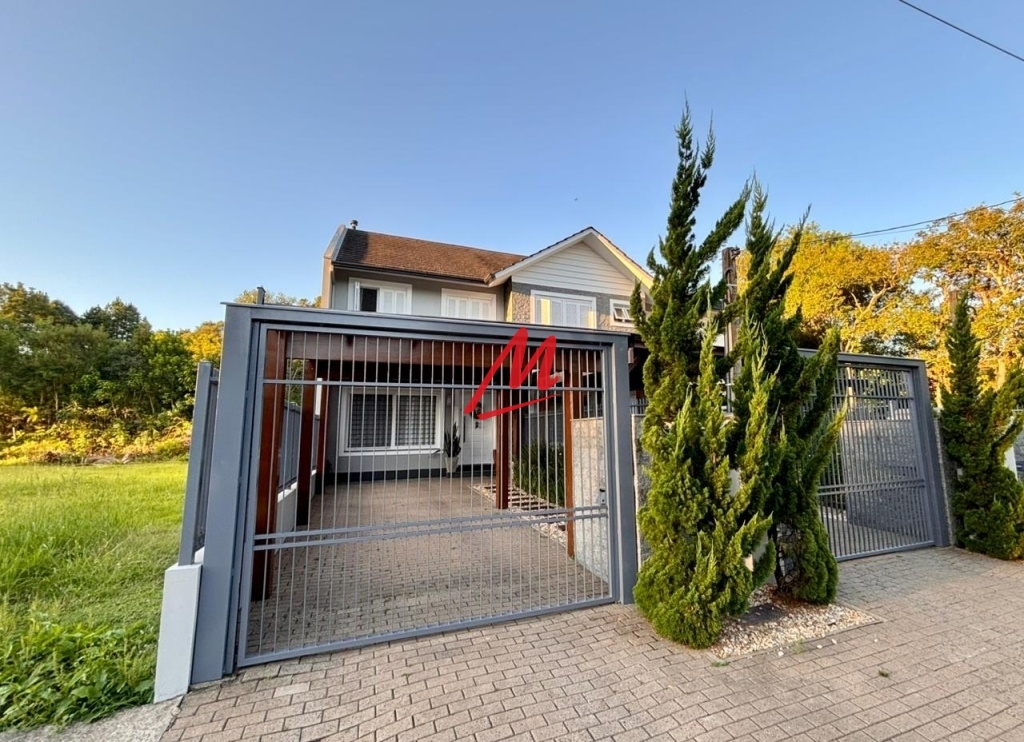 Belíssimo duplex com pátio