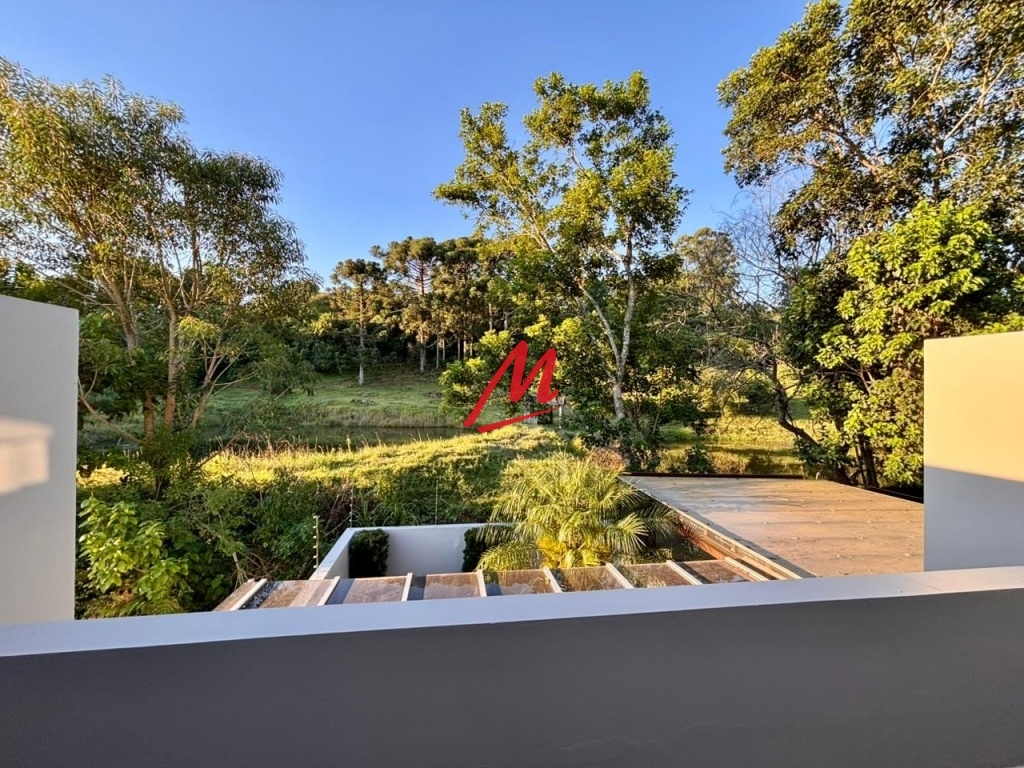 Belíssimo duplex com pátio - Foto 17