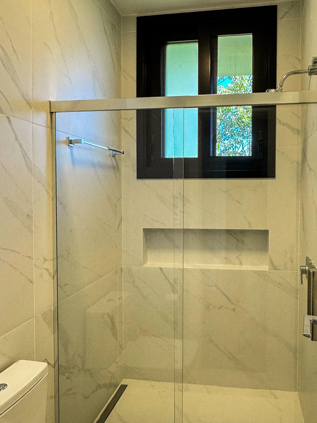 Casa com vista para o lago no Condomínio Belle Ville - Foto 6