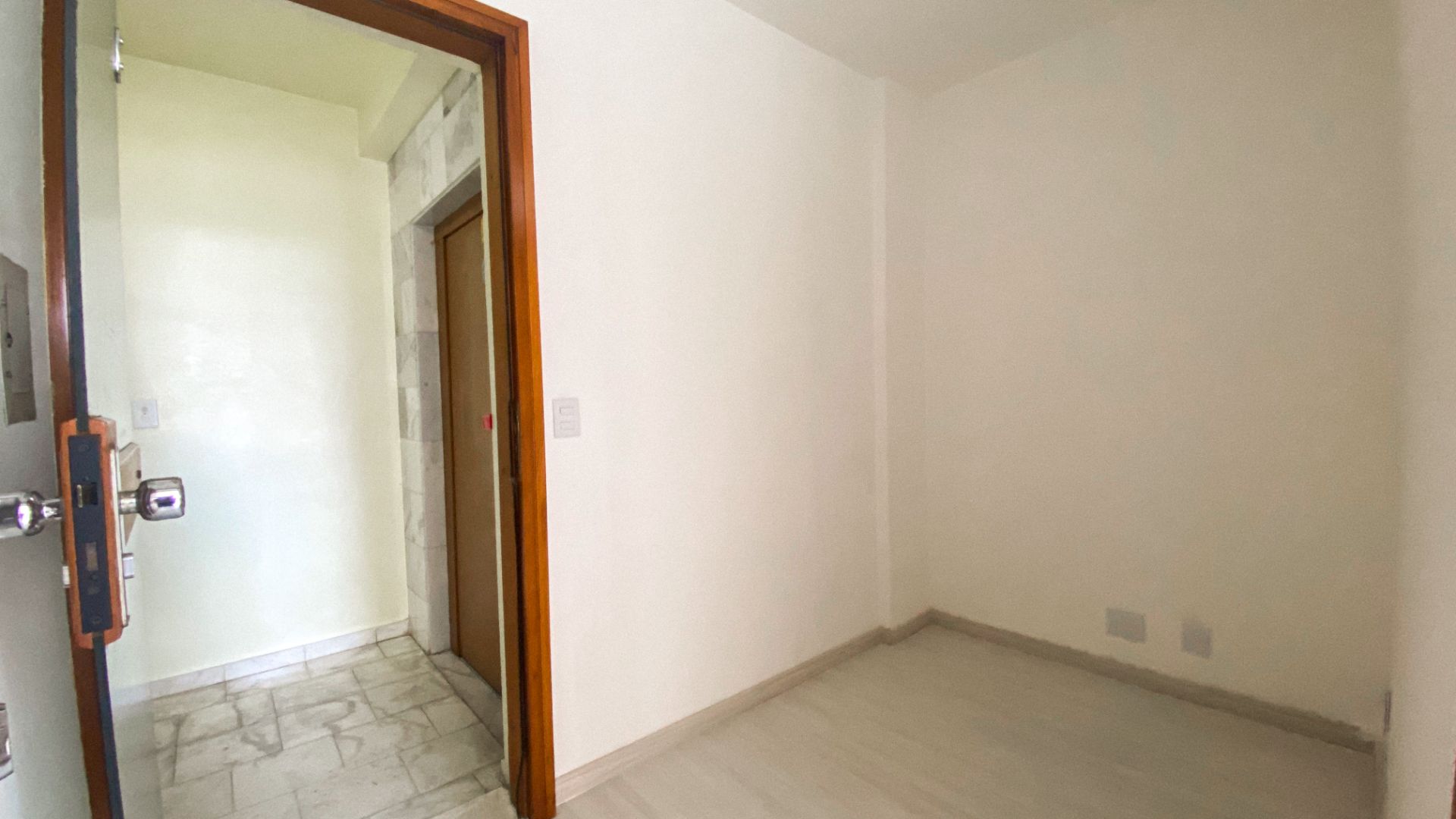 Sala no Centro Comercial Embaixador com 42m² - Foto 5
