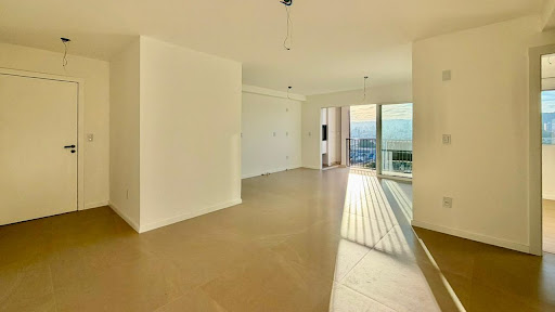 Apartamento no Goiás com 3 dormitórios e Suíte.