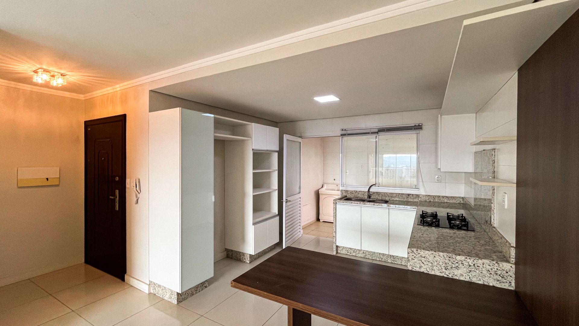 Apartamento no Residencial Athenas com 2 Dormitórios e Suíte - Foto 10