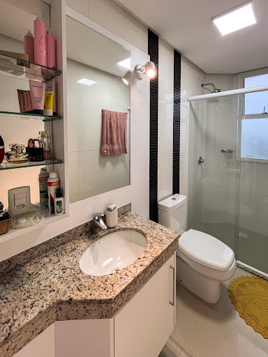 Apartamento no Luxor semimobiliado com 2 dormitórios e suíte - Foto 8