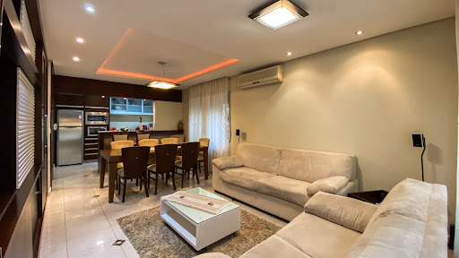 Casa na Independência com 3 dormitórios e piscina - Foto 4