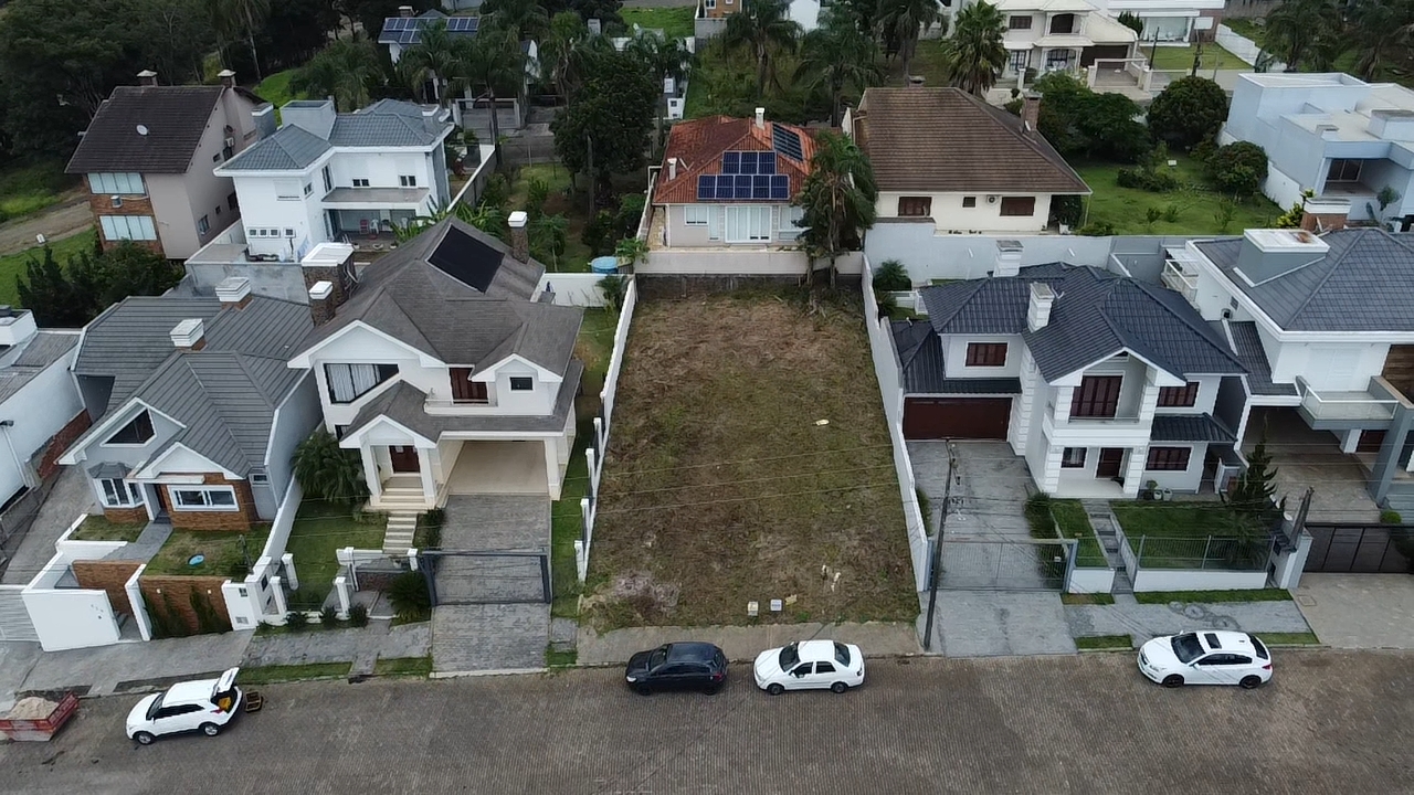 Terreno no Loteamento Jardim das Hortências com 364 m² - Foto 3