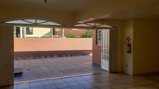 Casa no Universitário com 4 dormitórios e amplo pátio - Foto 14
