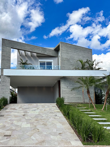 Casa no Serra Azul com 3 Suítes, 5 banheiros e amplo pátio - Foto 12