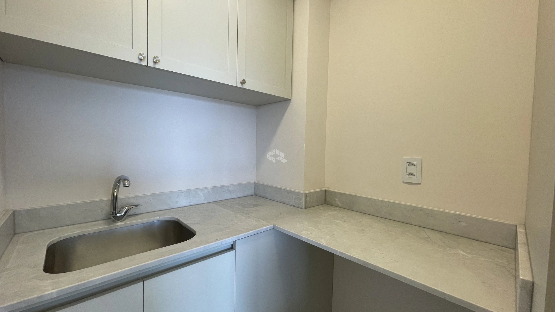 Apartamento com 3 quartos, 1 suíte, 2 vagas e 90 m² - Foto 10