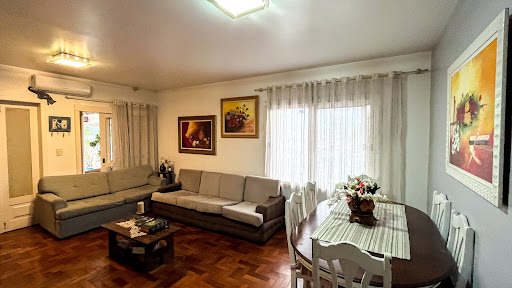 Casa no Centro com 5 dormitórios e Suíte - Foto 17